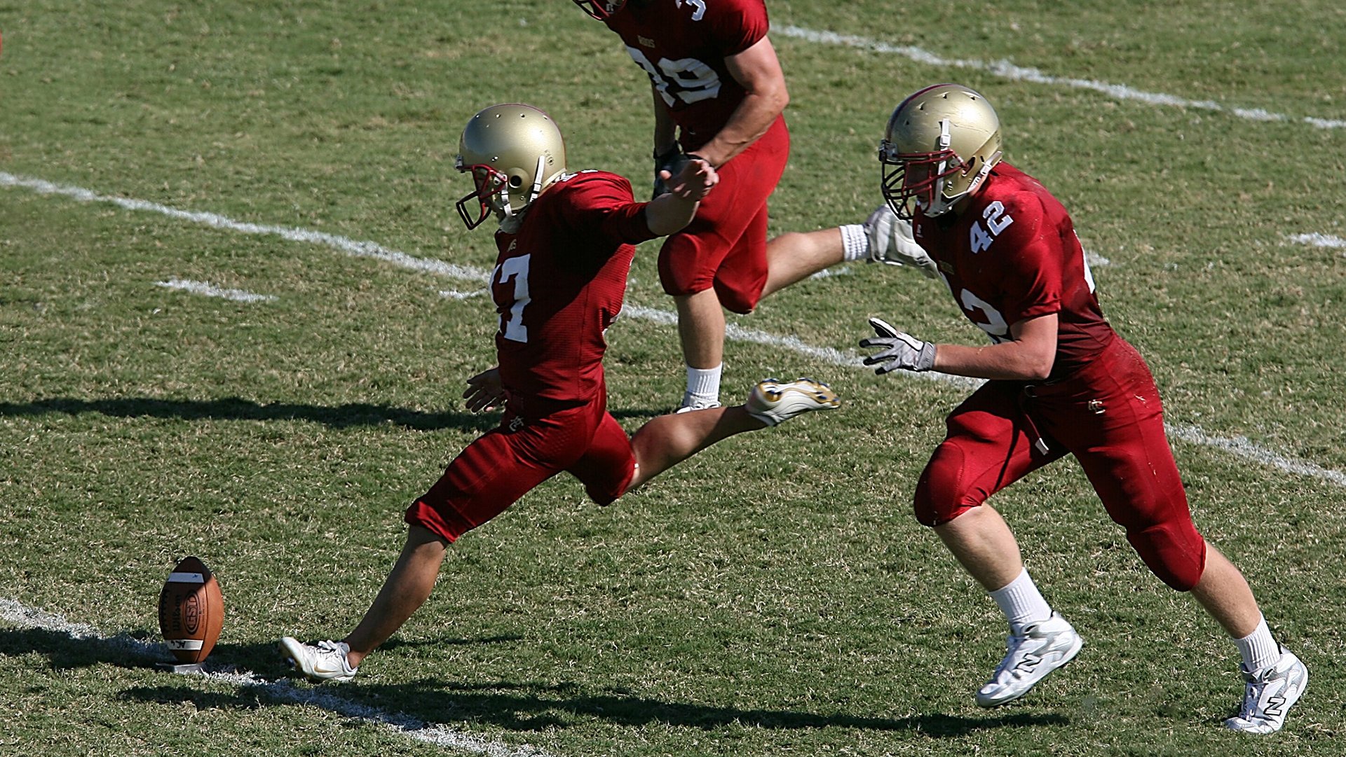 乐鱼体育平台登录-全国U15足球联赛南北争霸激烈，全国足球u15锦标赛